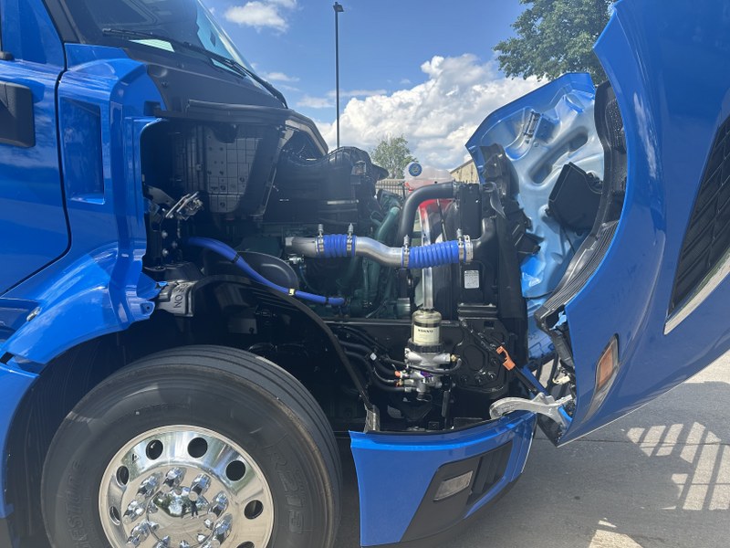 2026 Volvo 860 engine