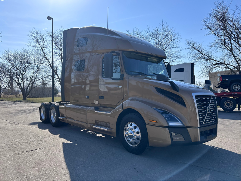 Passenger side of a 2022 Volvo VNL 760