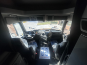 Steering wheel, dashboard and seats of a 2022 Volvo VNL 760
